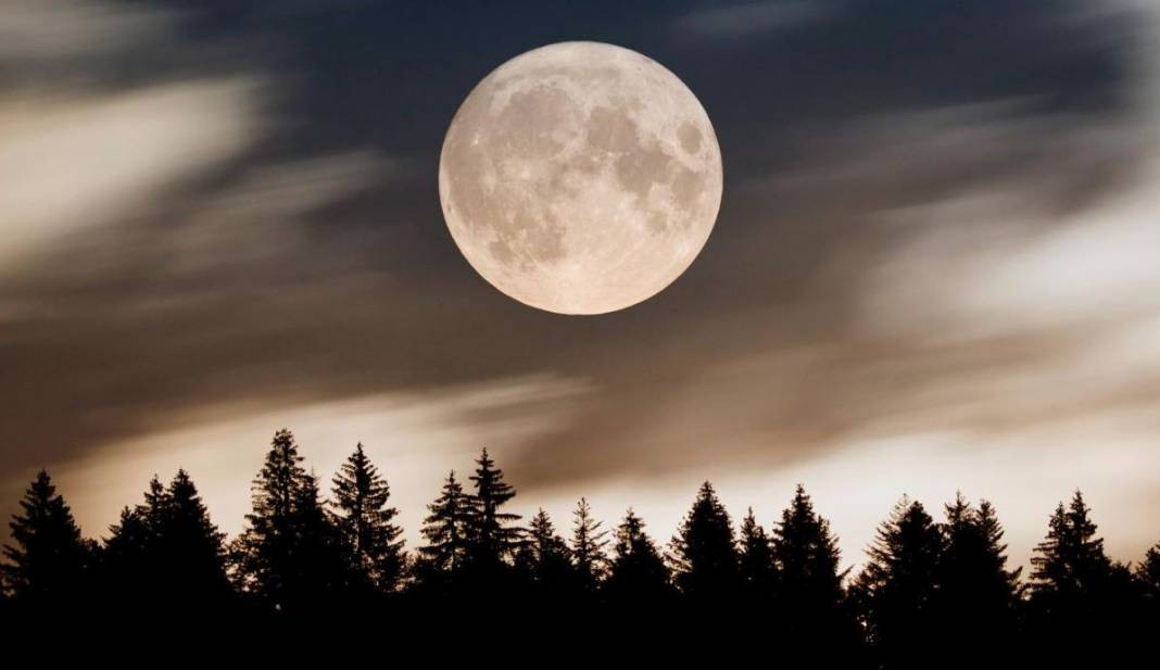 19 Ağustos tarihine dikkat! Kova Dolunay'ı geliyor: Bitmez denen ilişkiler bitecek, olmaz denilenler olacak - Resim: 4